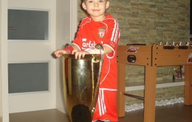 星空体育app-德甲球队在灾难或疫情中捐款行为与社会责任